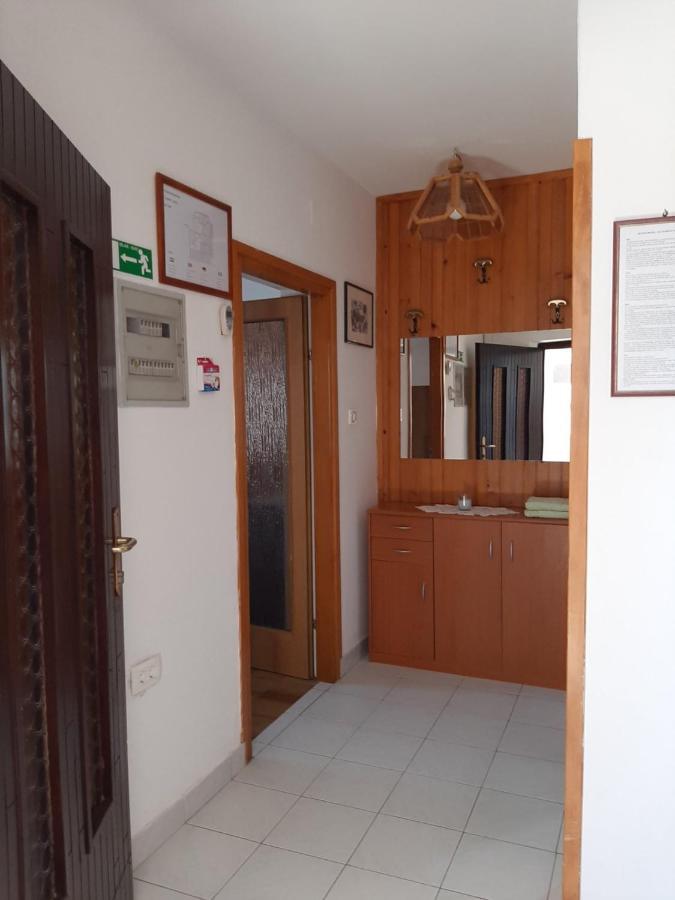 Apartments Grozdana Crikvenica Bagian luar foto