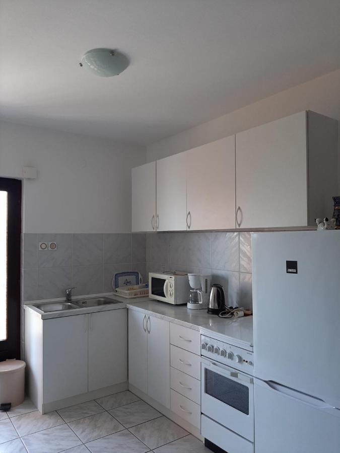 Apartments Grozdana Crikvenica Bagian luar foto
